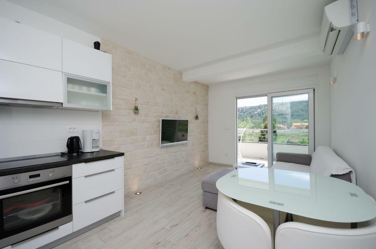 Apartments Zorka Лопар Екстериор снимка