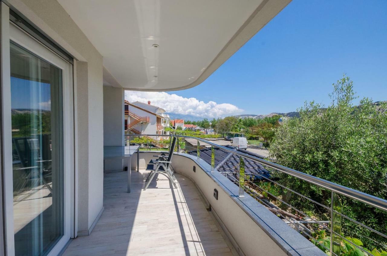 Apartments Zorka Лопар Екстериор снимка